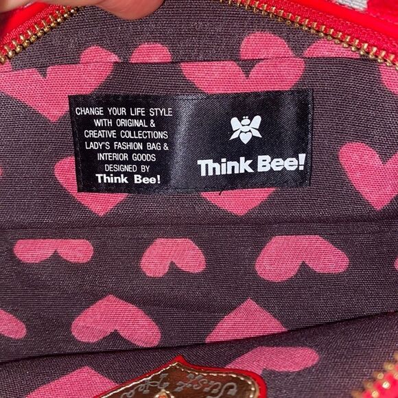 NWOT ❤️Think Bee Just Hearts Purse only avail in Japan - Picture 2 of 10